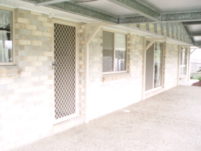 128 Equestrian Drive, Yamanto QLD 4305