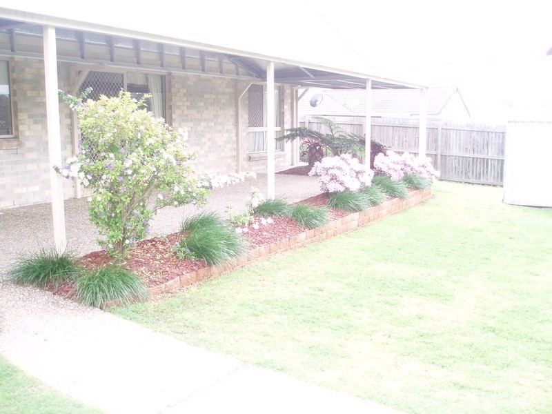 128 Equestrian Drive, Yamanto QLD 4305