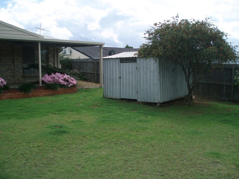 128 Equestrian Drive, Yamanto QLD 4305