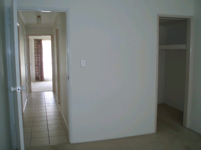 128 Equestrian Drive, Yamanto QLD 4305