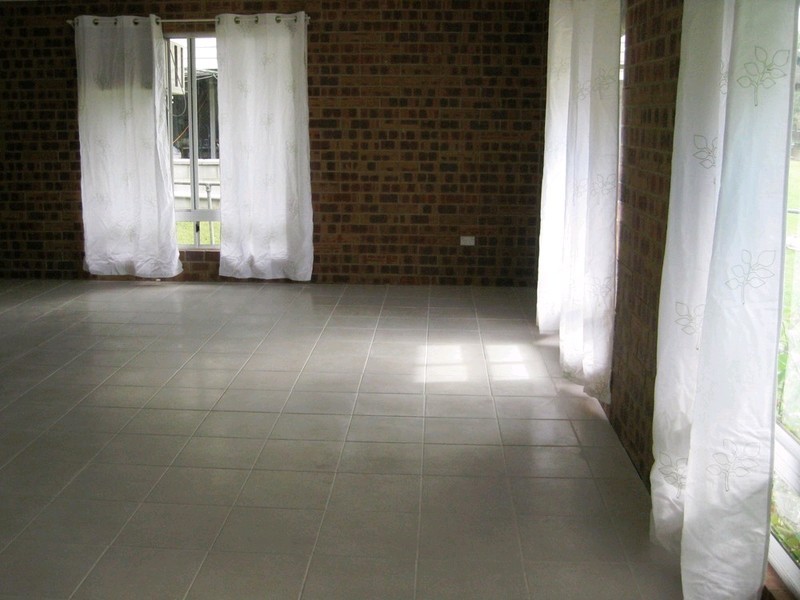 1 Slack Street, North Booval QLD 4304