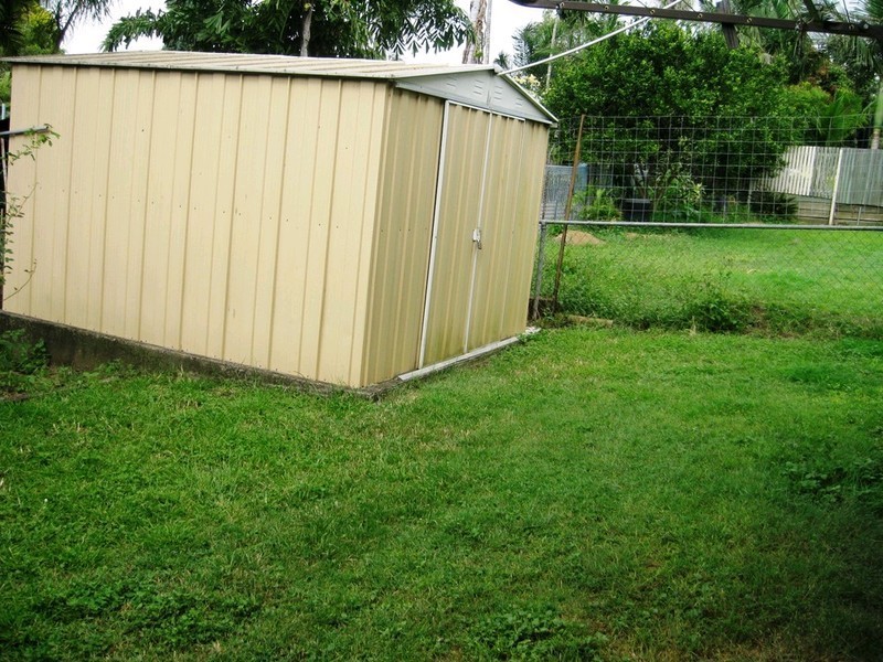 1 Slack Street, North Booval QLD 4304