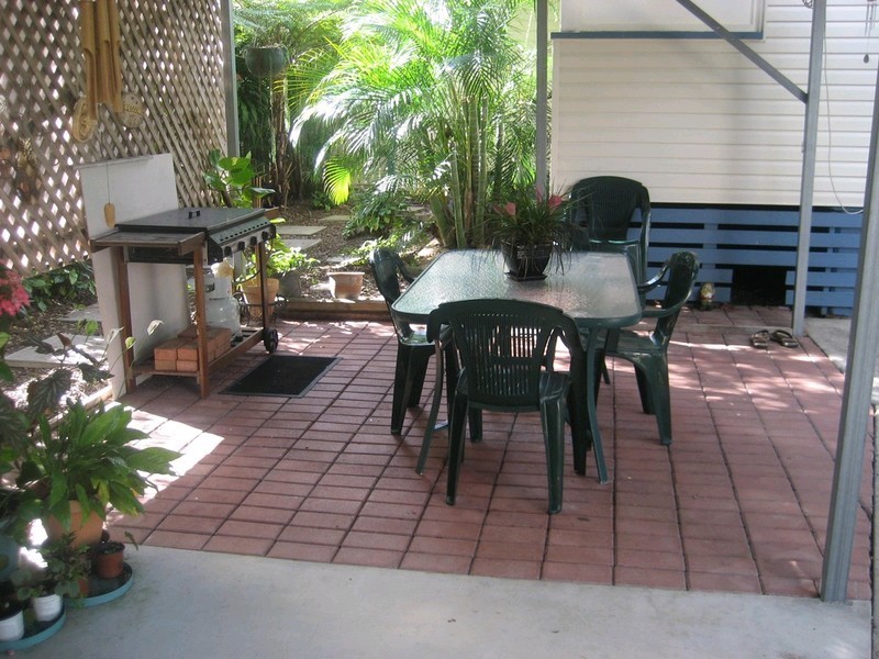 23 Crosshill Street, Leichhardt QLD 4305