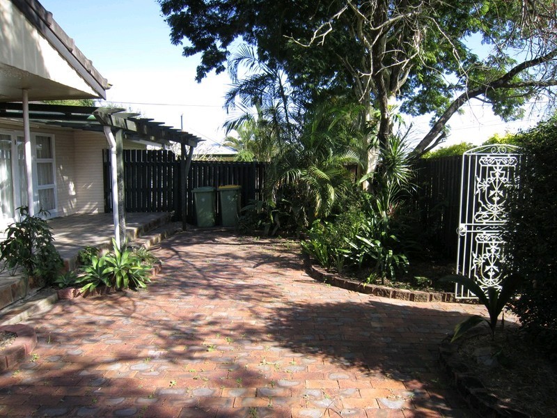 12a Mcgill Street, Raceview QLD 4305