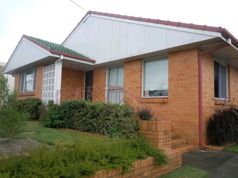 86 Cemetery Road, Eastern Heights QLD 4305