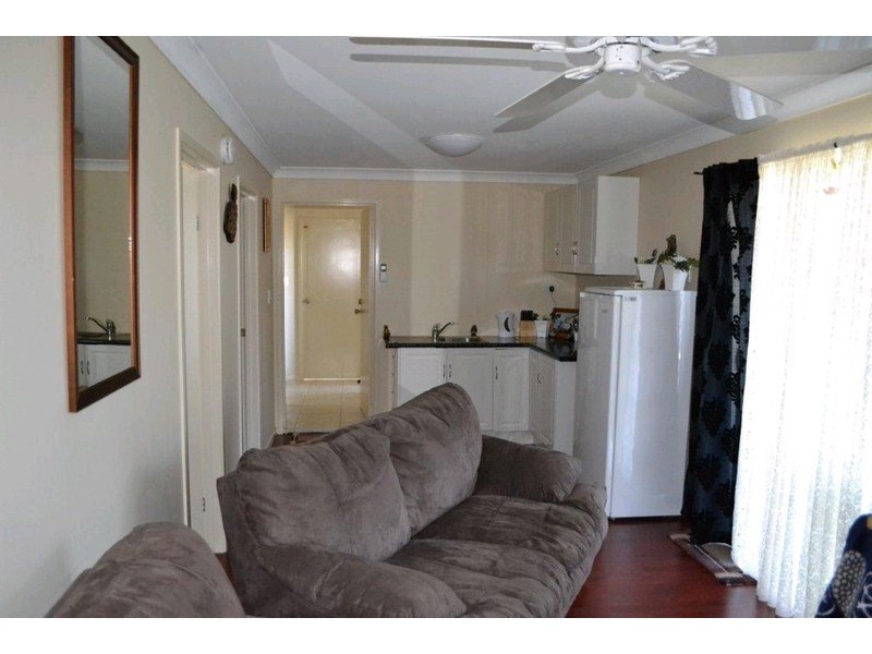 5 Admiralty Place, Coral Cove QLD 4670