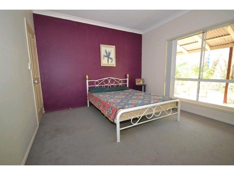 18 Tammy Road, Moore Park Beach QLD 4670