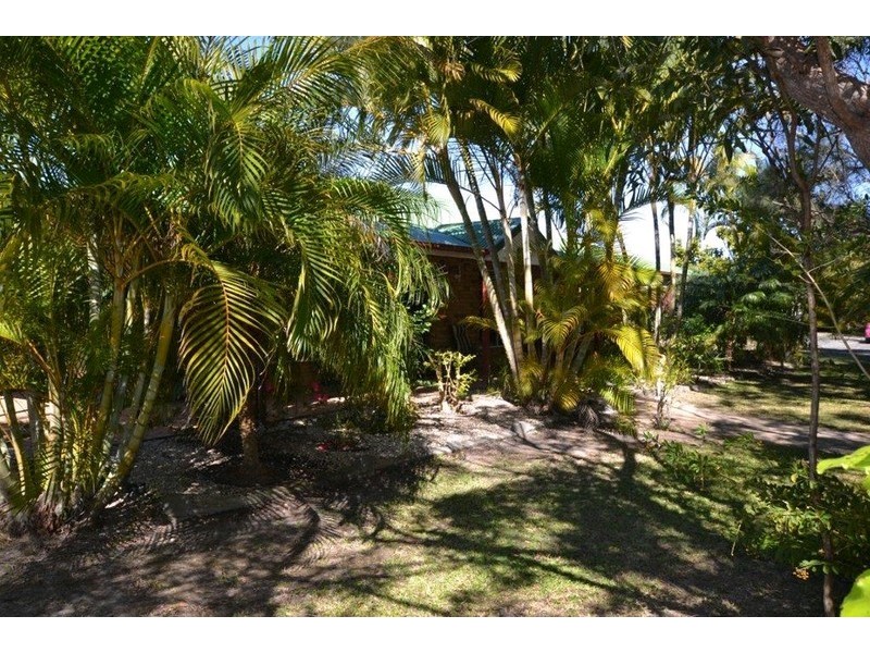 18 Tammy Road, Moore Park Beach QLD 4670