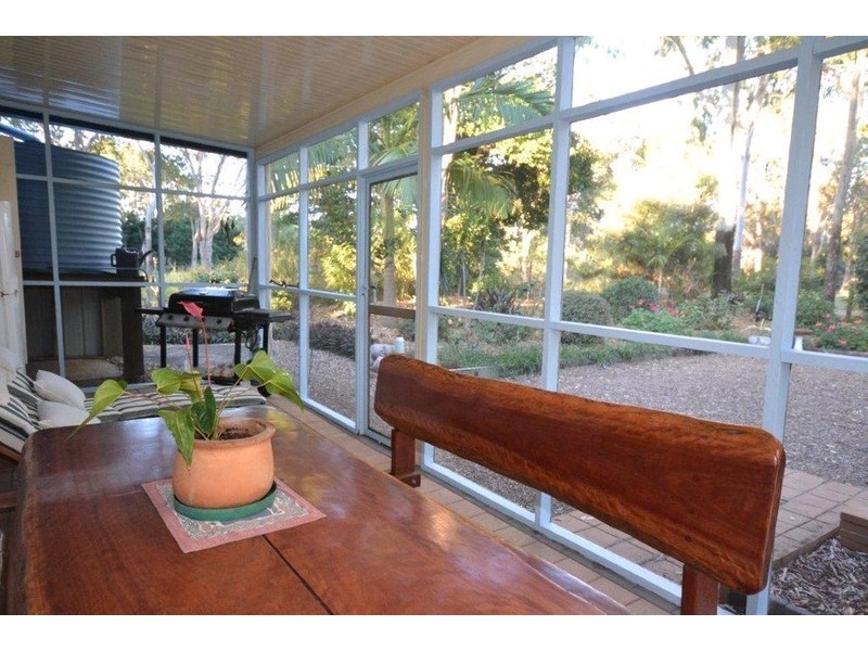 10 Ocean Court, Moore Park Beach QLD 4670