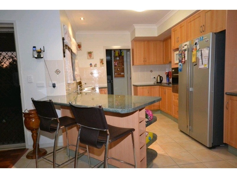 17A Lovers Walk, Thabeban QLD 4670