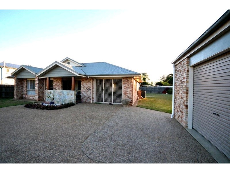 17A Lovers Walk, Thabeban QLD 4670