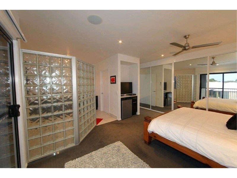 2 Andrew Close, Bargara QLD 4670