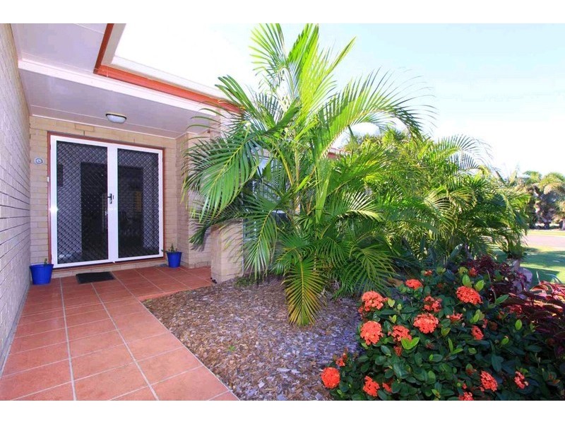 10 Homestead Boulevard, Coral Cove QLD 4670