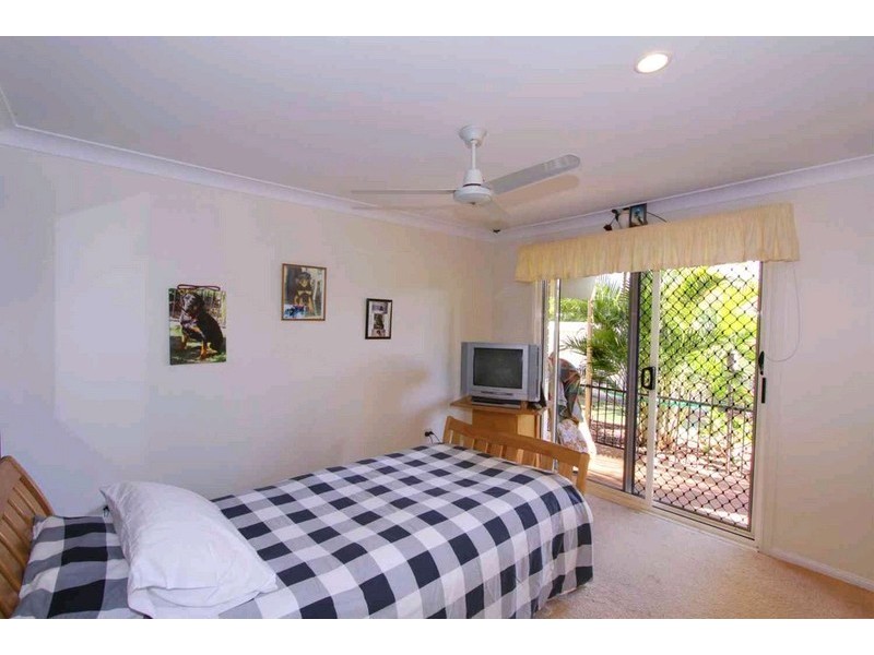 10 Homestead Boulevard, Coral Cove QLD 4670