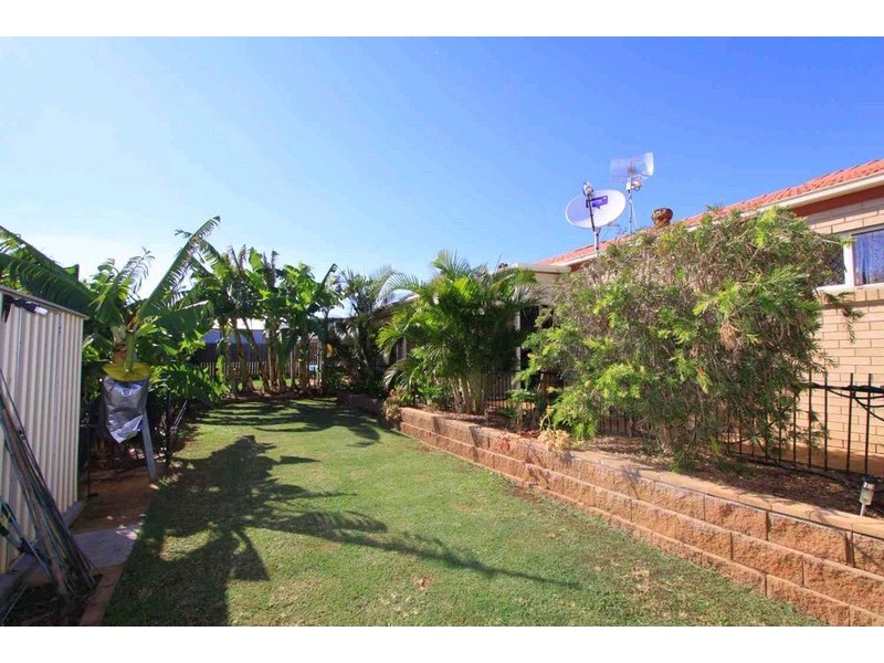 10 Homestead Boulevard, Coral Cove QLD 4670