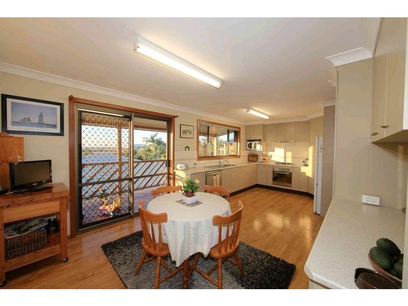 14 Linden Crescent, Qunaba QLD 4670