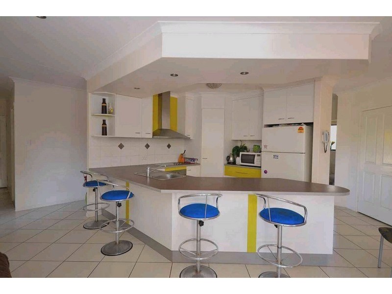 2 Kedge Street, Svensson Heights QLD 4670