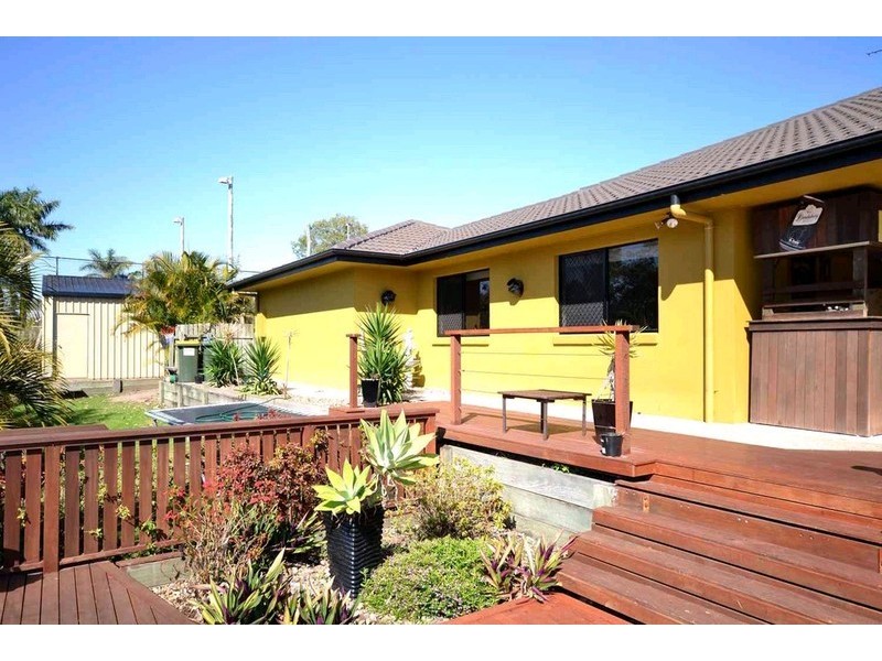 2 Kedge Street, Svensson Heights QLD 4670