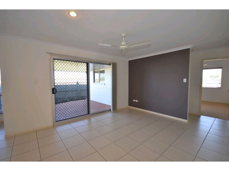 3 Warren Place, Bargara QLD 4670