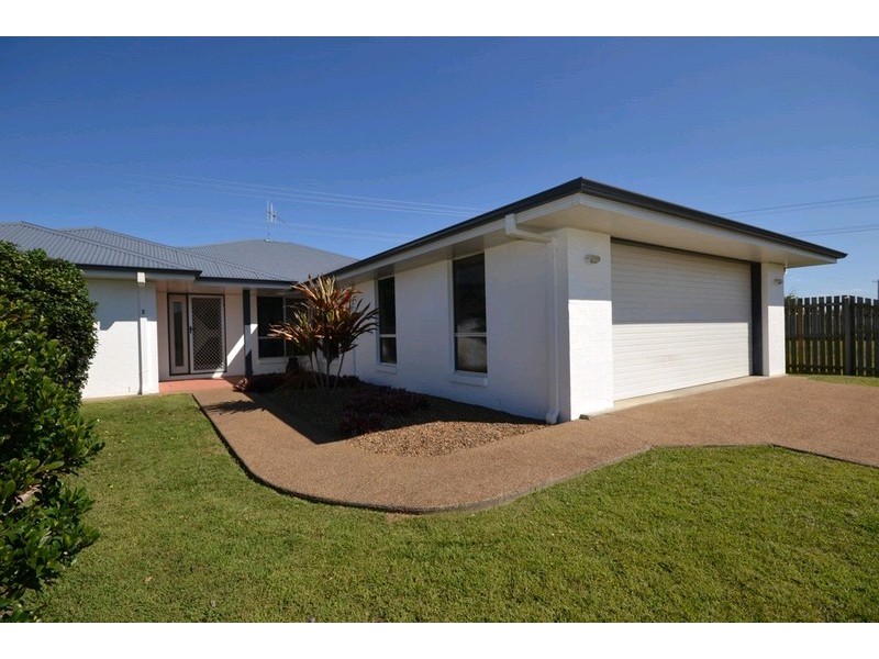 3 Warren Place, Bargara QLD 4670