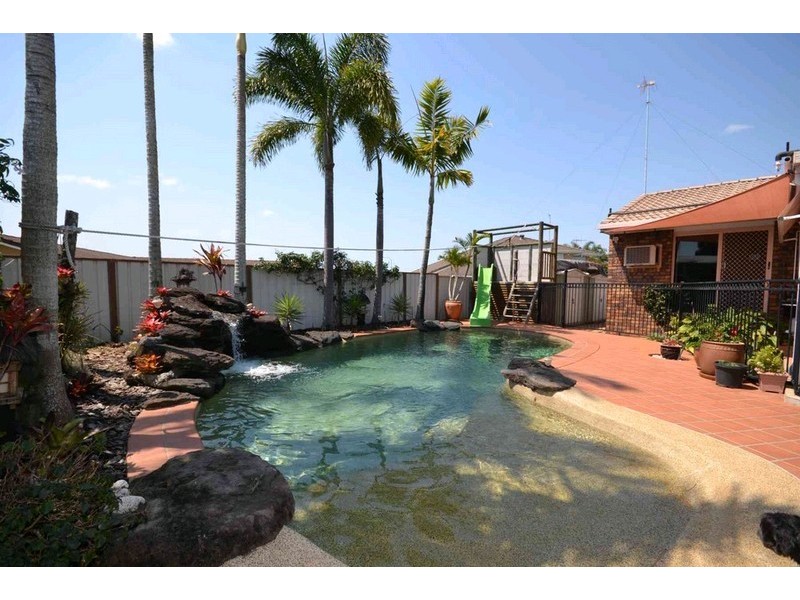 276 Avoca Road, Avoca QLD 4670