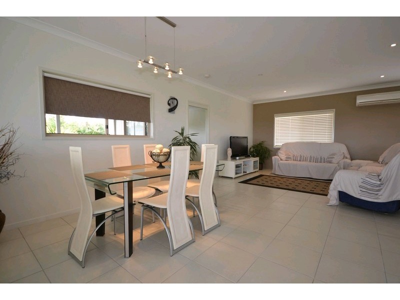 21 Gregory Terrace, Moore Park Beach QLD 4670