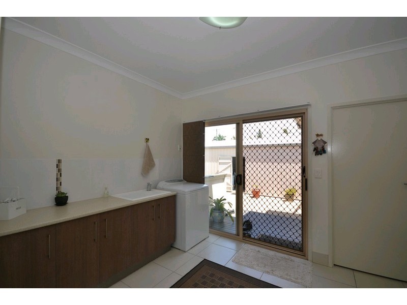 21 Gregory Terrace, Moore Park Beach QLD 4670