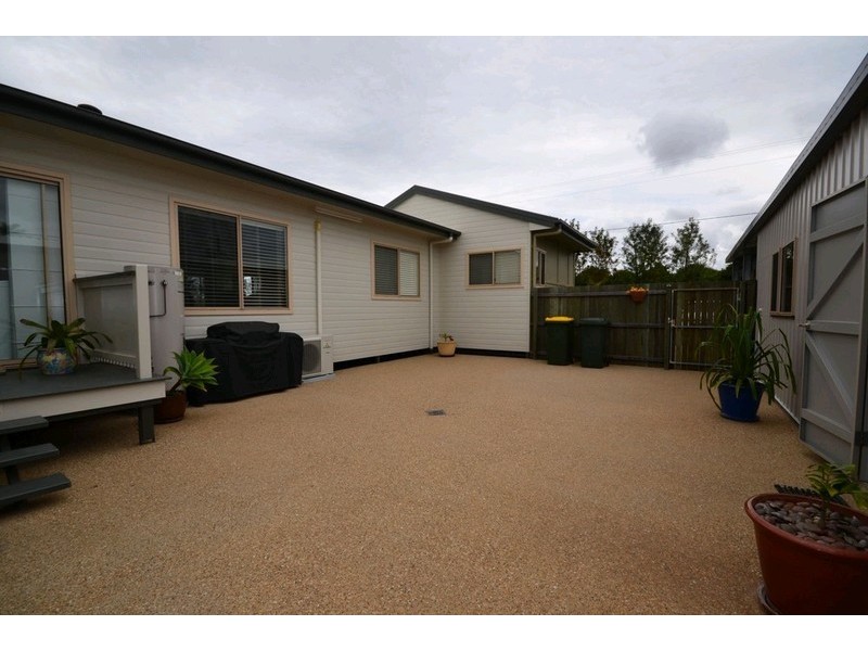 21 Gregory Terrace, Moore Park Beach QLD 4670