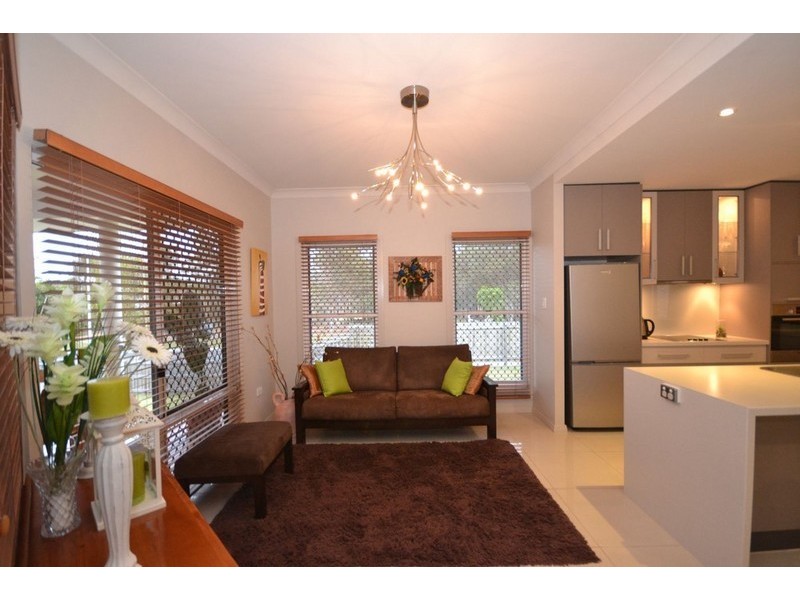 2 Freshwater Drive, Branyan QLD 4670