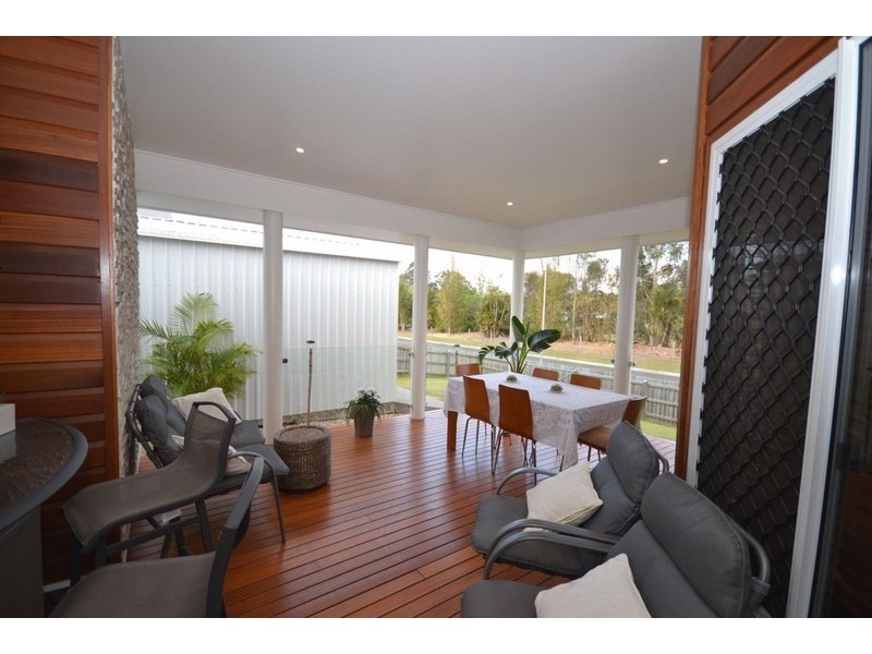 2 Freshwater Drive, Branyan QLD 4670