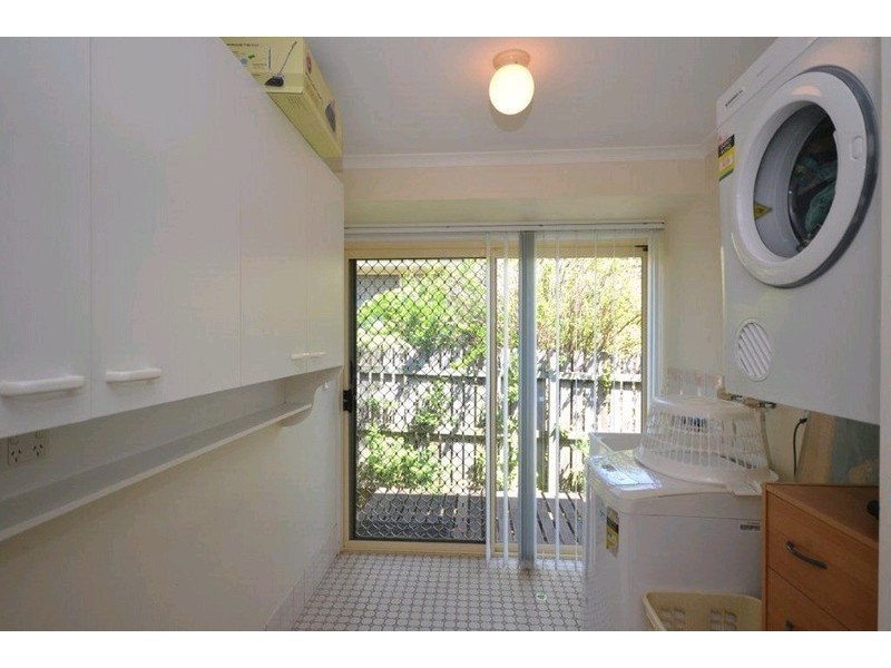 16 Captivation Court, Avoca QLD 4670