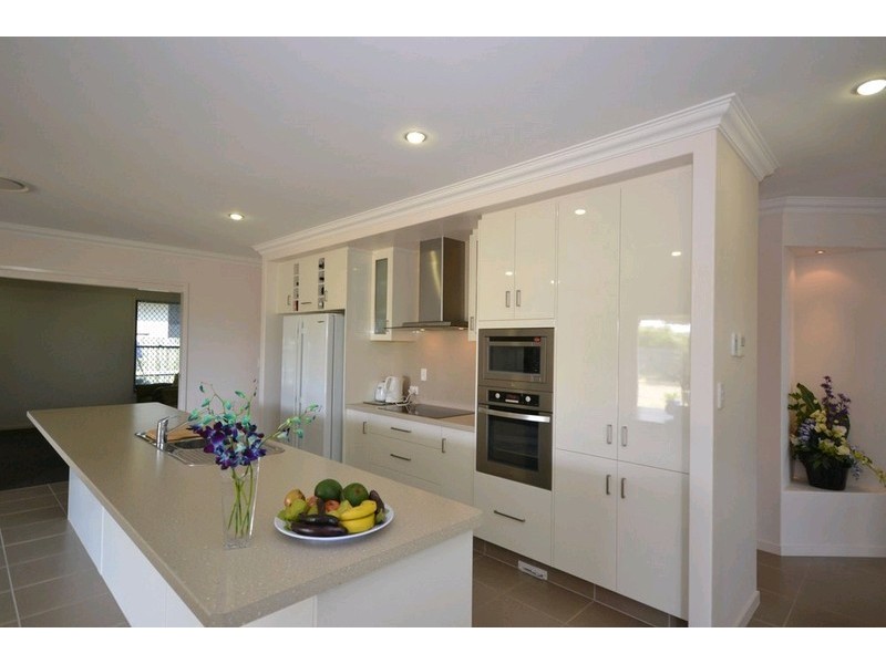 7 Fierro Drive, Bargara QLD 4670