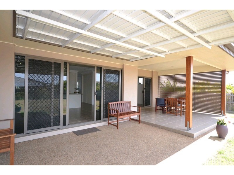 7 Fierro Drive, Bargara QLD 4670