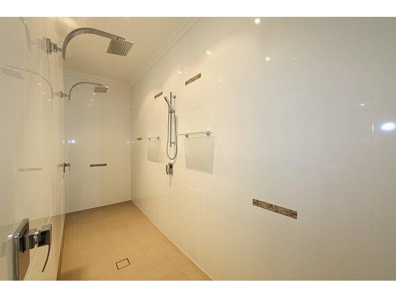25 Pinto Avenue, Branyan QLD 4670