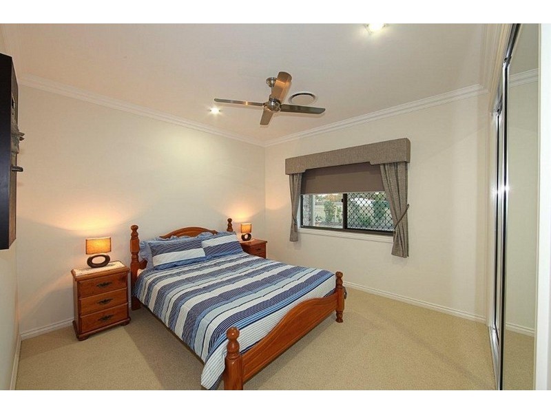 25 Pinto Avenue, Branyan QLD 4670