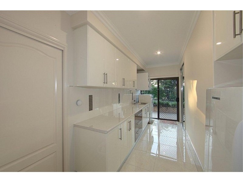 25 Pinto Avenue, Branyan QLD 4670