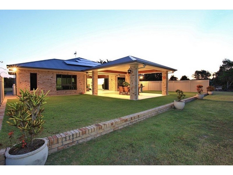 25 Pinto Avenue, Branyan QLD 4670