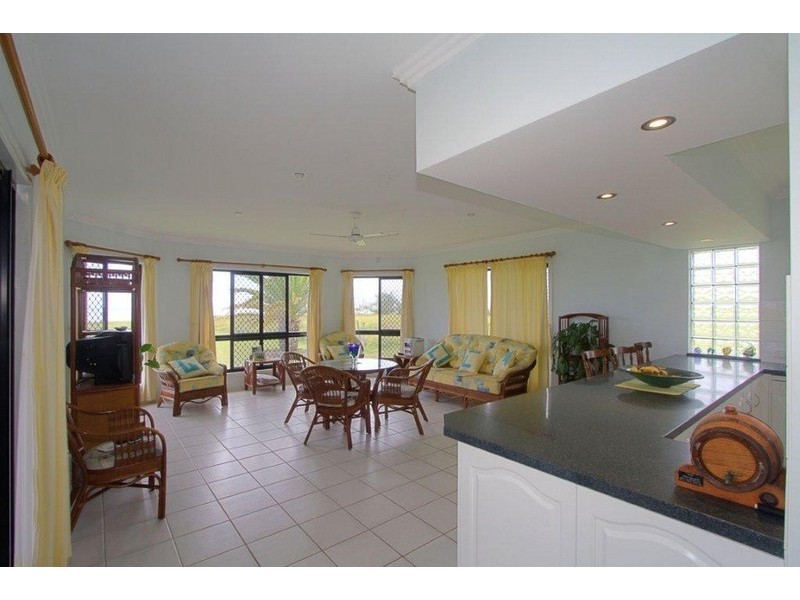174 Shelley Street, Burnett Heads QLD 4670