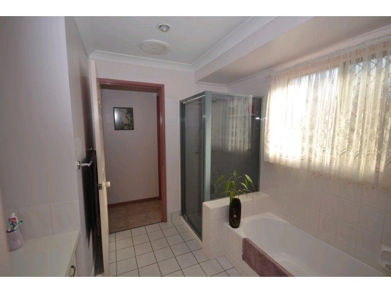 19 Swan Drive, Kalkie QLD 4670