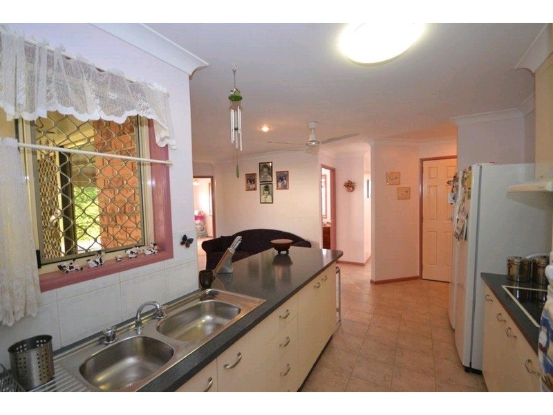 19 Swan Drive, Kalkie QLD 4670