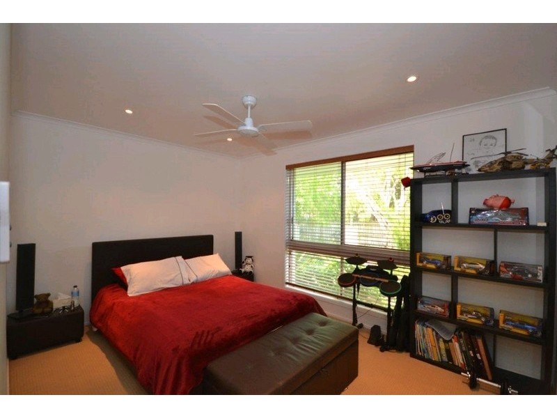 18 Wilson Street, Kepnock QLD 4670