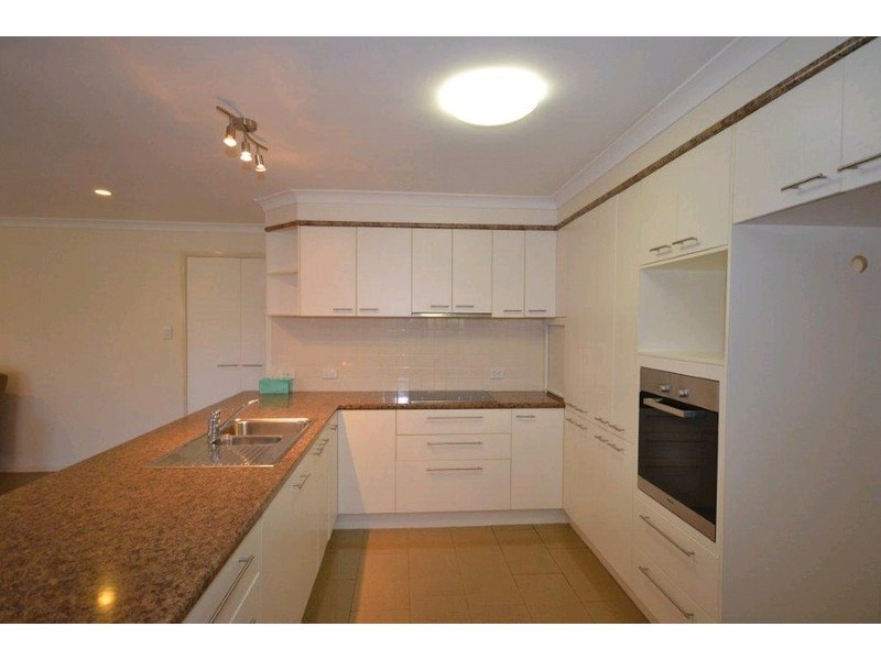 32 Explorers Way, Bargara QLD 4670