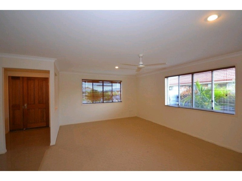 32 Explorers Way, Bargara QLD 4670