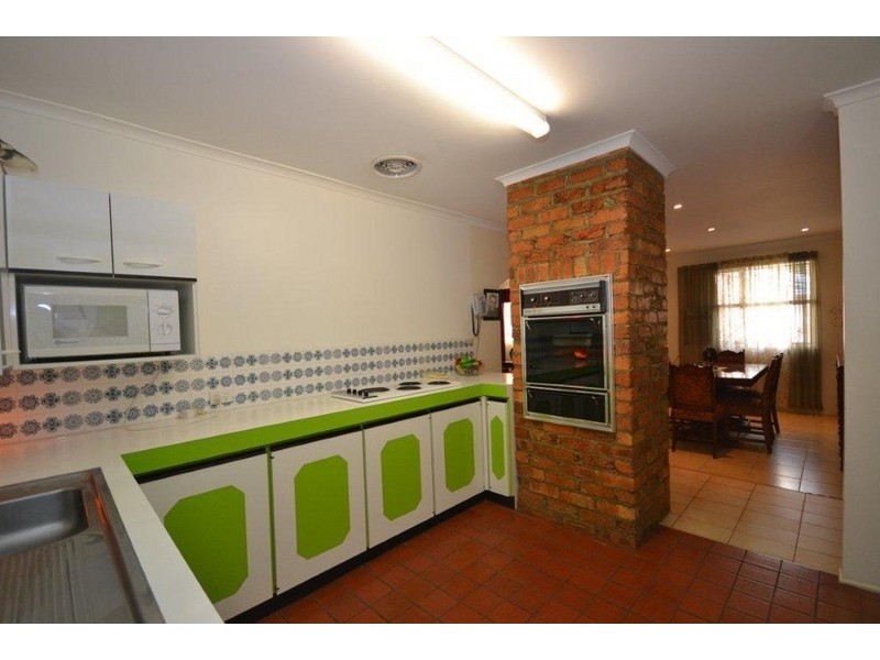 24 Hargreaves Street, Bundaberg South QLD 4670