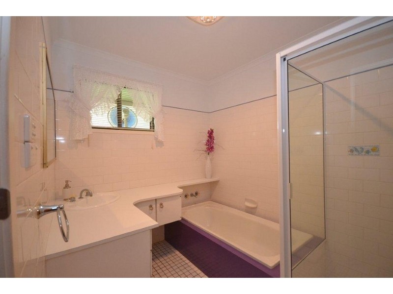 24 Hargreaves Street, Bundaberg South QLD 4670