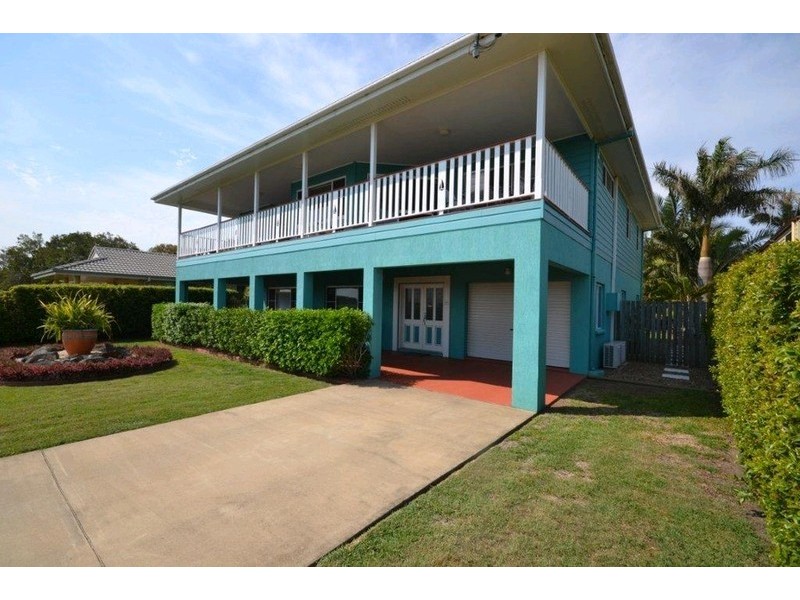 34 Lihs Street, Elliott Heads QLD 4670