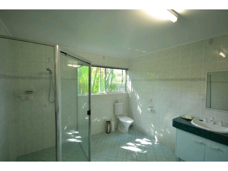 34 Lihs Street, Elliott Heads QLD 4670