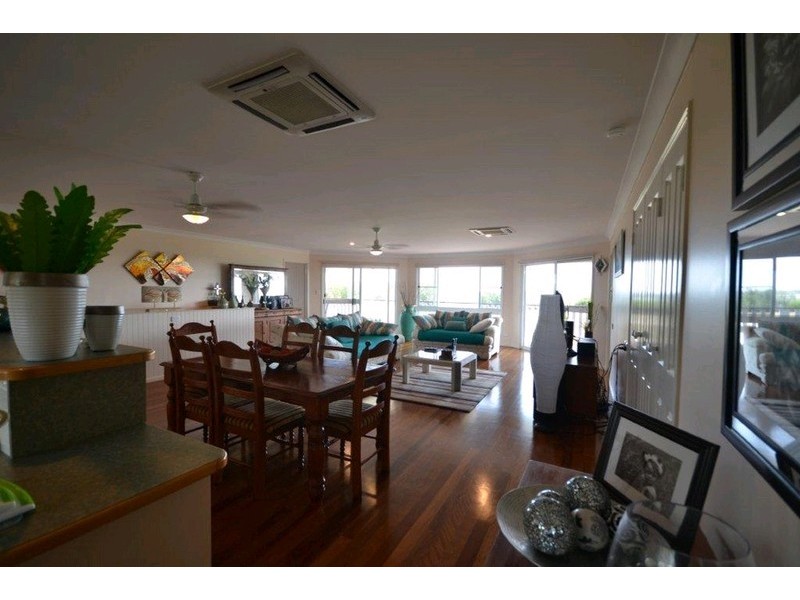 34 Lihs Street, Elliott Heads QLD 4670