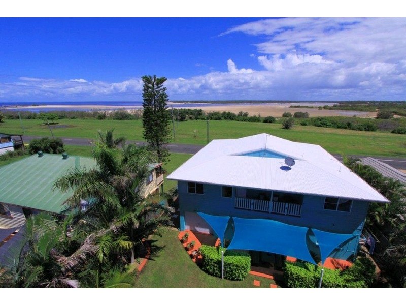 34 Lihs Street, Elliott Heads QLD 4670