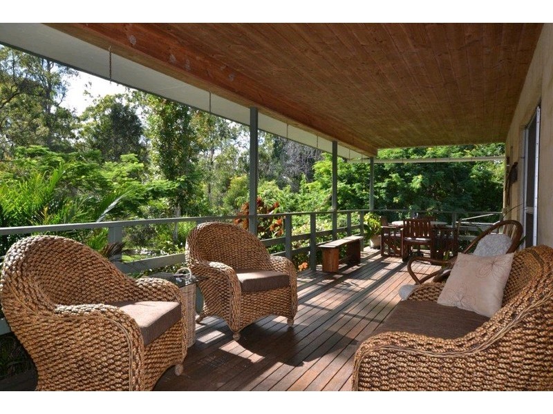 5 Petersens Road, Yandaran QLD 4673